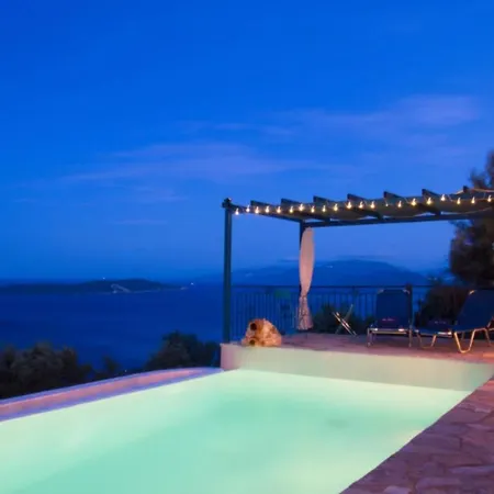 Careva - Beautiful Cozy And Luxury