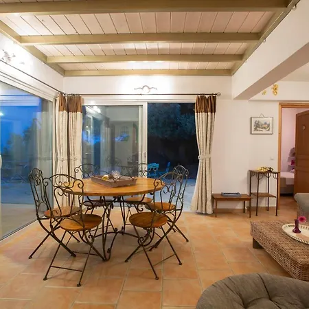 Careva - Beautiful Cozy And Luxury