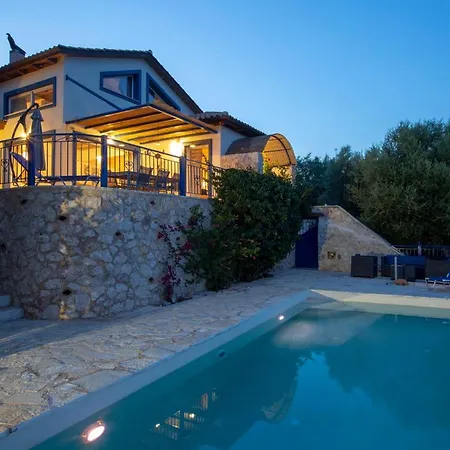 Careva - Beautiful Cozy And Luxury Willa